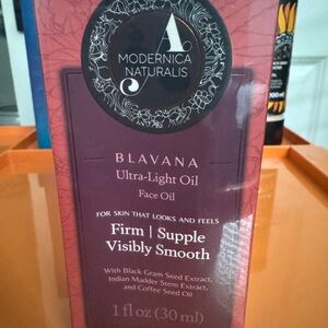 NIB BLAVANA Ultra-Light Face Oil - Pink